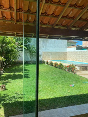 Casa com piscina em Rio das Ostras